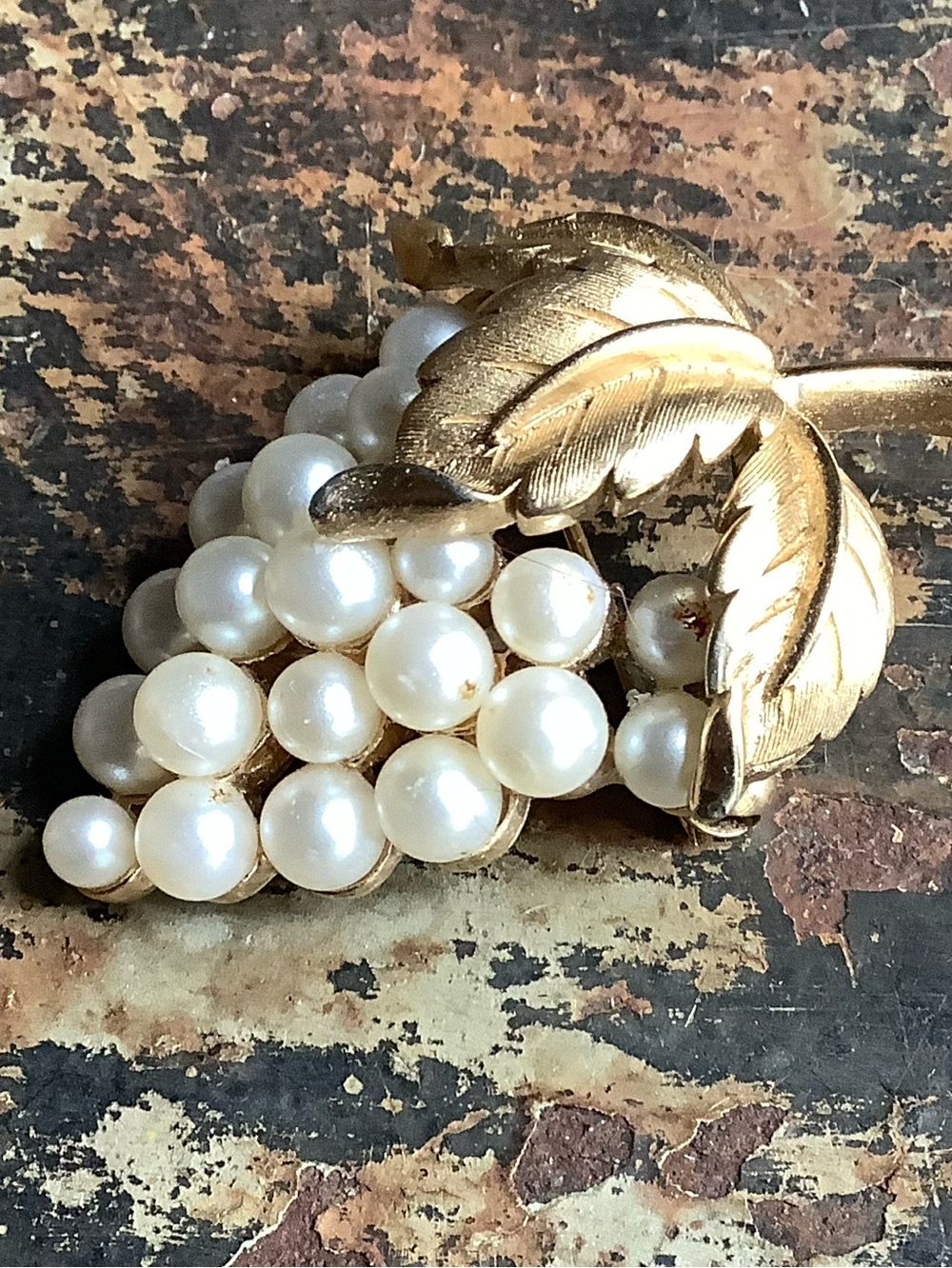 Vintage Crown Trifari Faux Pearl Grape Cluster Pin Brooch